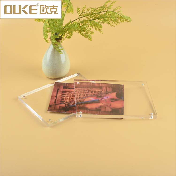 Elegant economical cheap acrylic photo frames 4.jpg