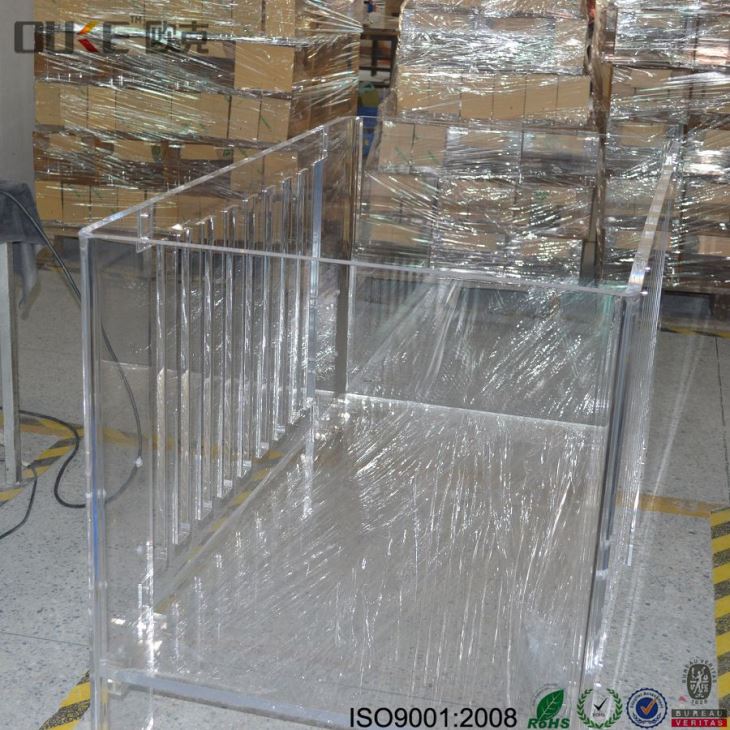 Custom Design Clear Acrylic Baby Crib